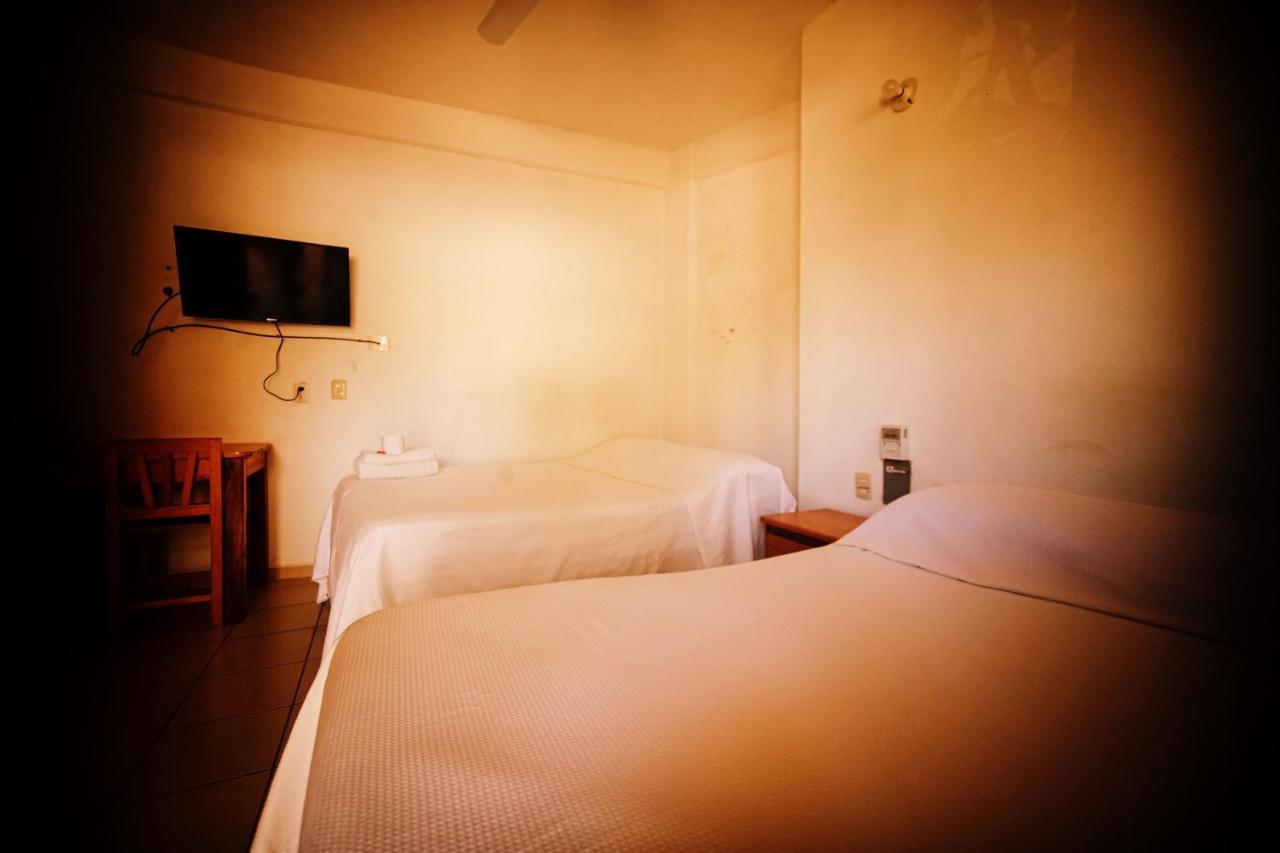 Hotel Yurimar Puerto Escondido  Ngoại thất bức ảnh