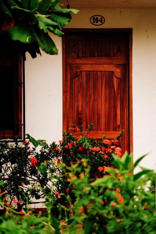 Hotel Yurimar Puerto Escondido  Ngoại thất bức ảnh