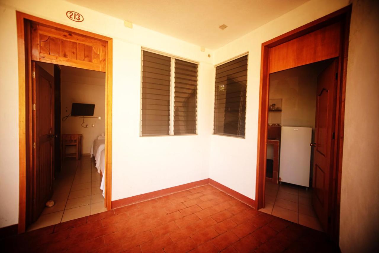 Hotel Yurimar Puerto Escondido  Ngoại thất bức ảnh